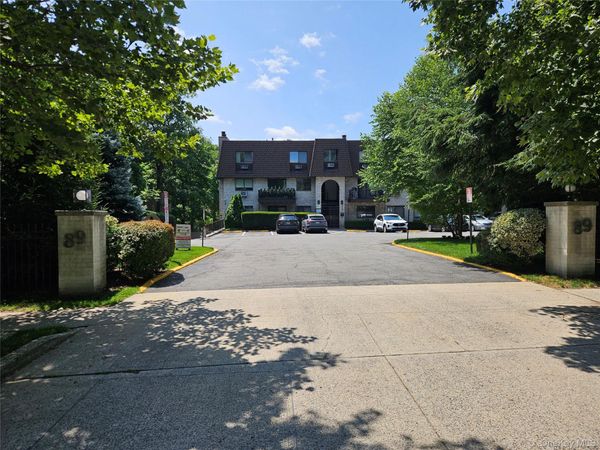 89 North Broadway , Unit 221, White Plains, NY 10603