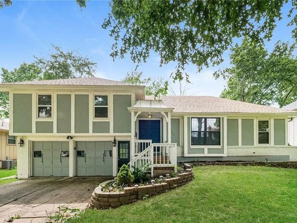 12708 Sycamore Avenue, Grandview, MO 64030