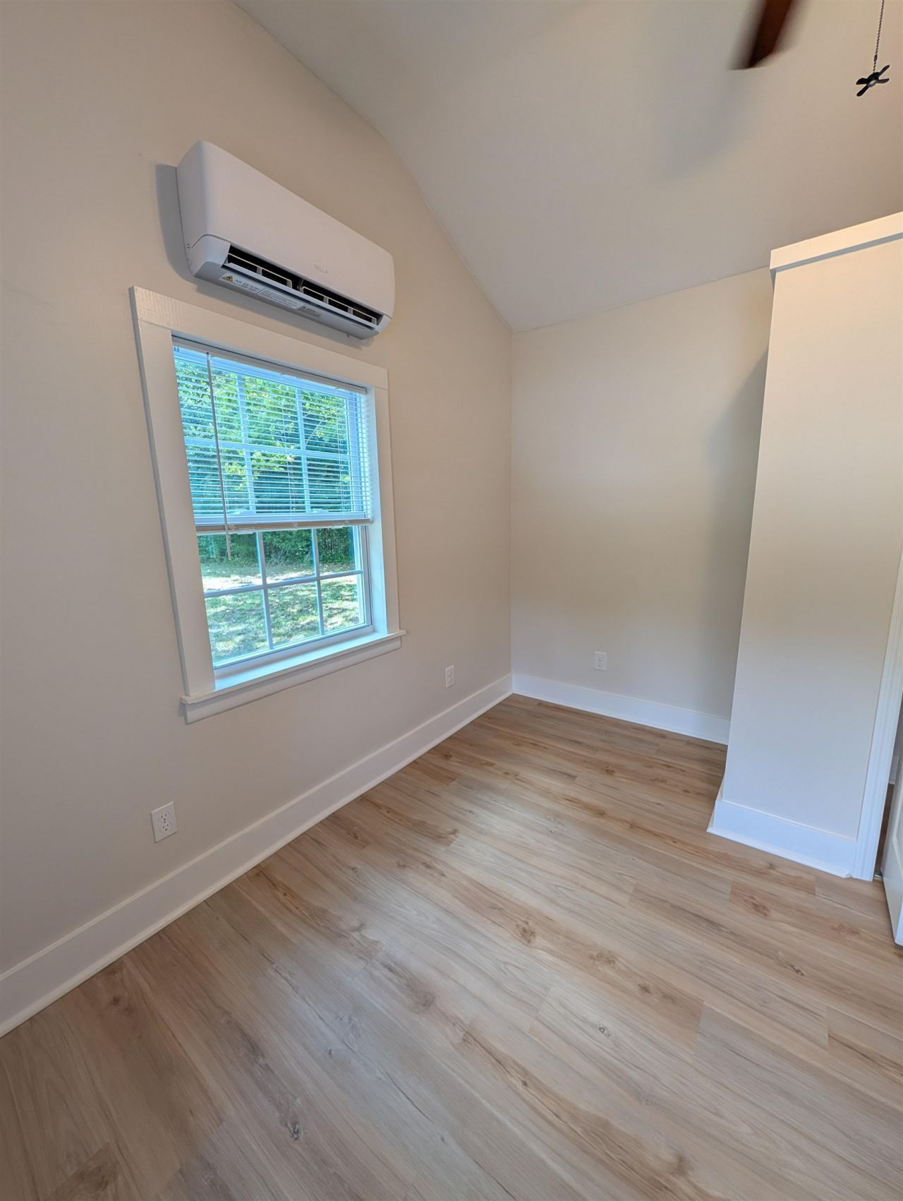 417 S Magnolia Ave. Photo 18