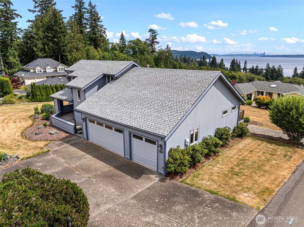 6406 E Royal View Lane , Port Orchard, WA 98366