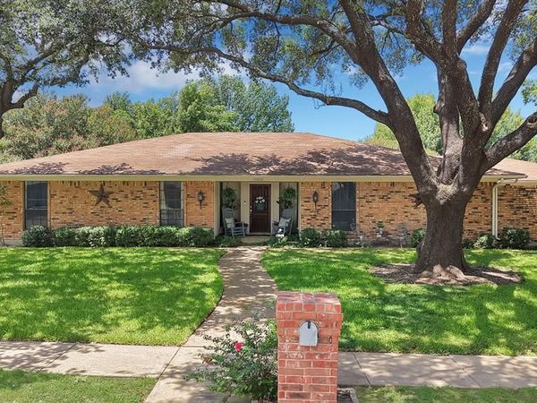 10000 Westpark Drive, Benbrook, TX 76126