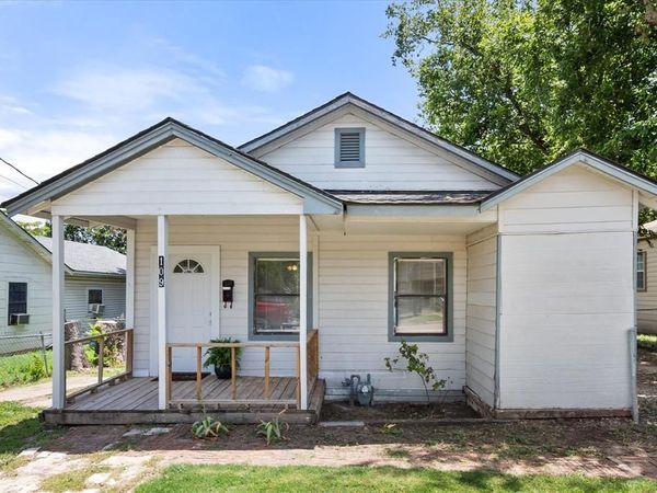 109 E Tyler Street, Ennis, TX 75119