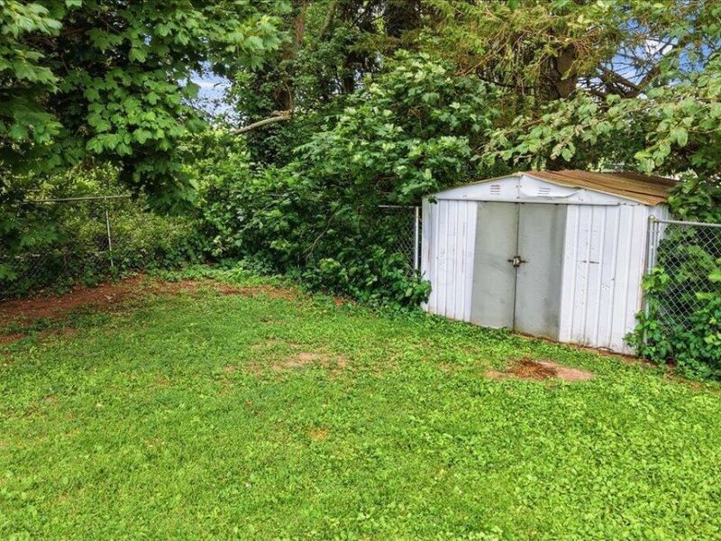 15 E Mound Street, Fredericktown, OH 43019 Photo 21