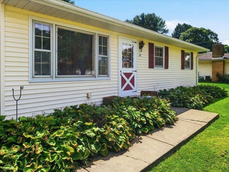 15 E Mound Street, Fredericktown, OH 43019 Photo 3