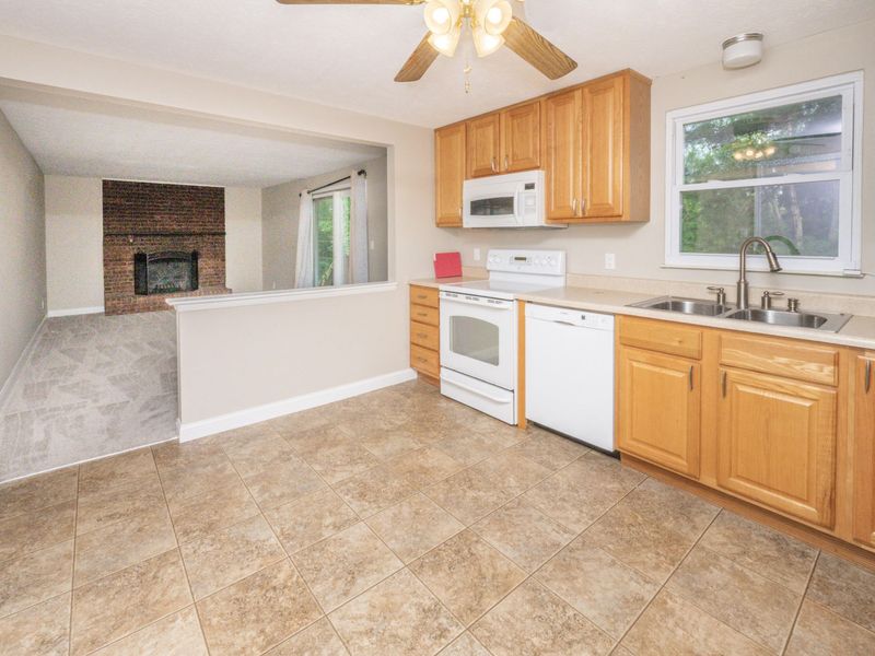 3036 Featherstone Drive, Burlington, KY 41005 Photo 10