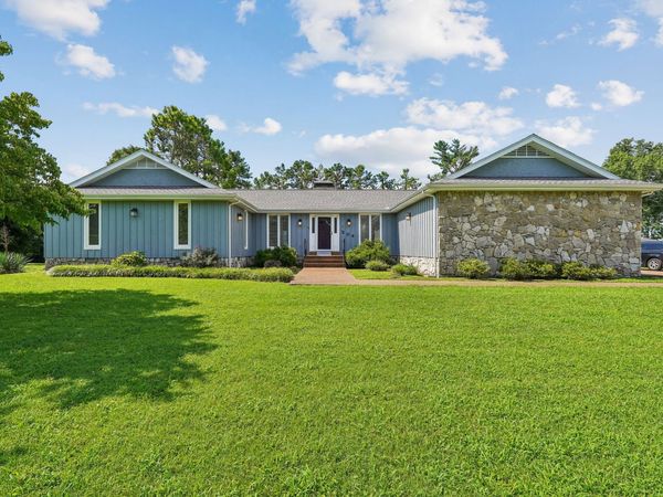 204 Montchanin Rd , Old Hickory, TN 37138