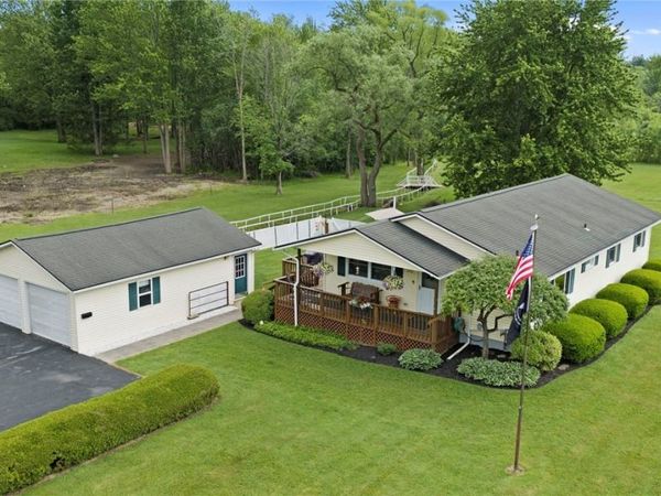 1092 Jewett Road , Skaneateles, NY 13152