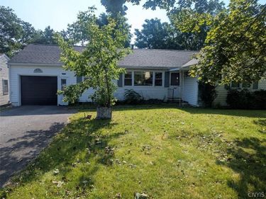 111 FAY Road , Syracuse, NY 13219