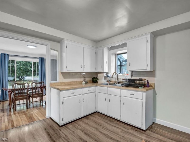 4403 Dawnshire Drive, Parma, OH 44134 Photo 7