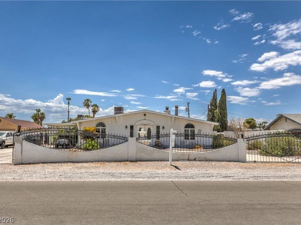 5301 Reiter Avenue , Las Vegas, NV 89108