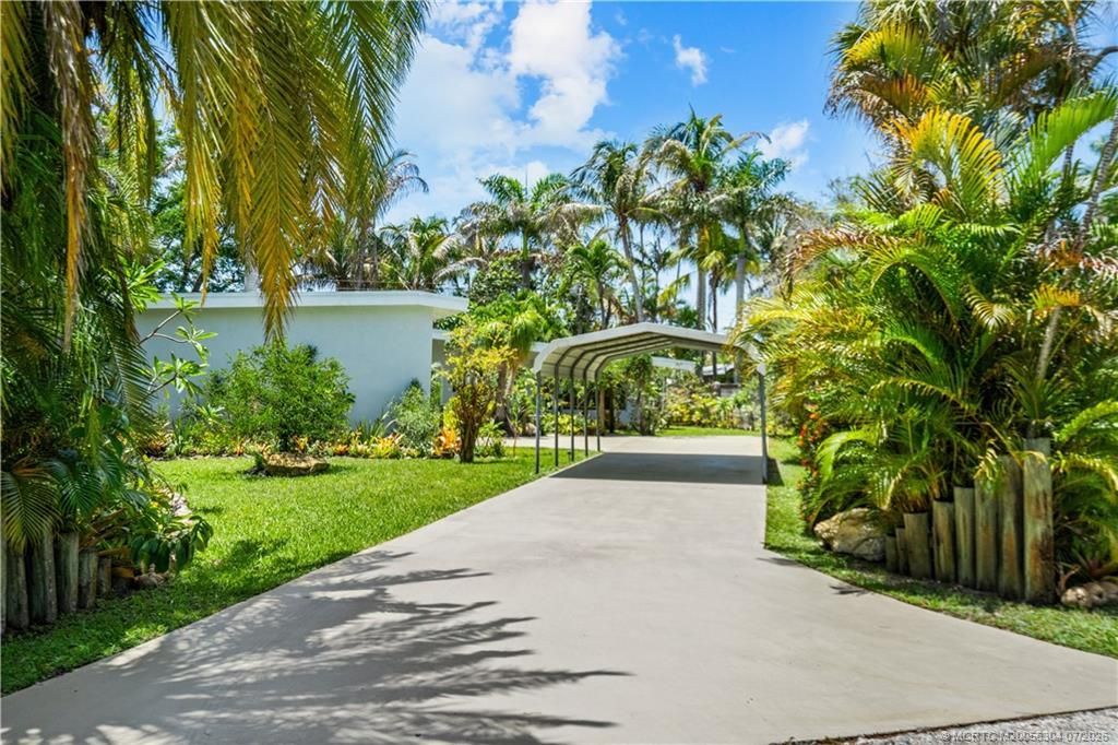 505 SW North Carolina Drive, Stuart, FL 34994 Photo