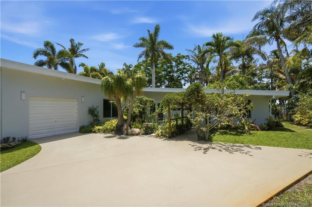 505 SW North Carolina Drive, Stuart, FL 34994 Photo