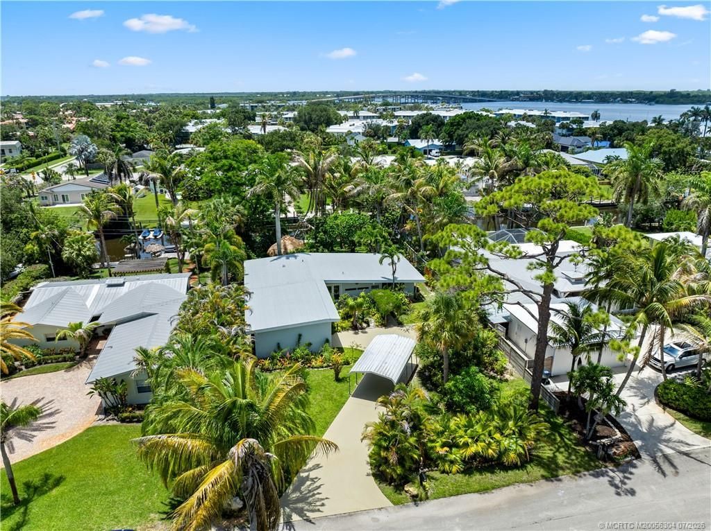 505 SW North Carolina Drive, Stuart, FL 34994 Photo