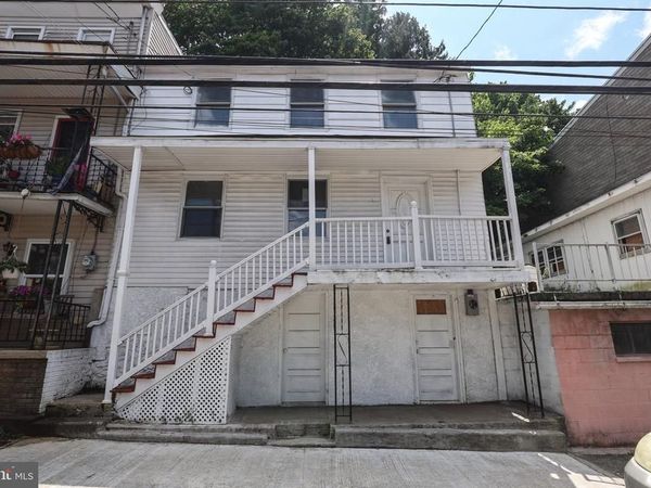 445 E NORWEGIAN STREET , POTTSVILLE, PA 17901