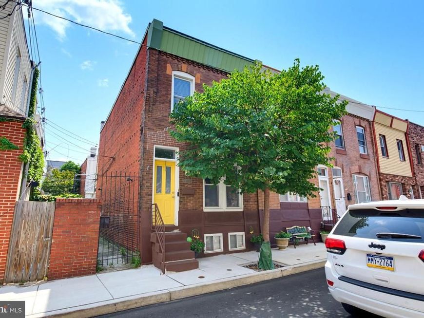 2409 S Clarion Street, Philadelphia, PA 19148 Main Photo