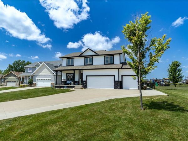 1282 Adams Street SE, Bondurant, IA 50035