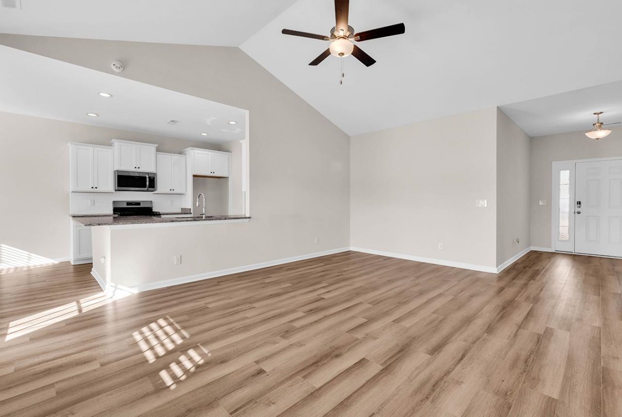 296 Lakota Loop  Photo 11