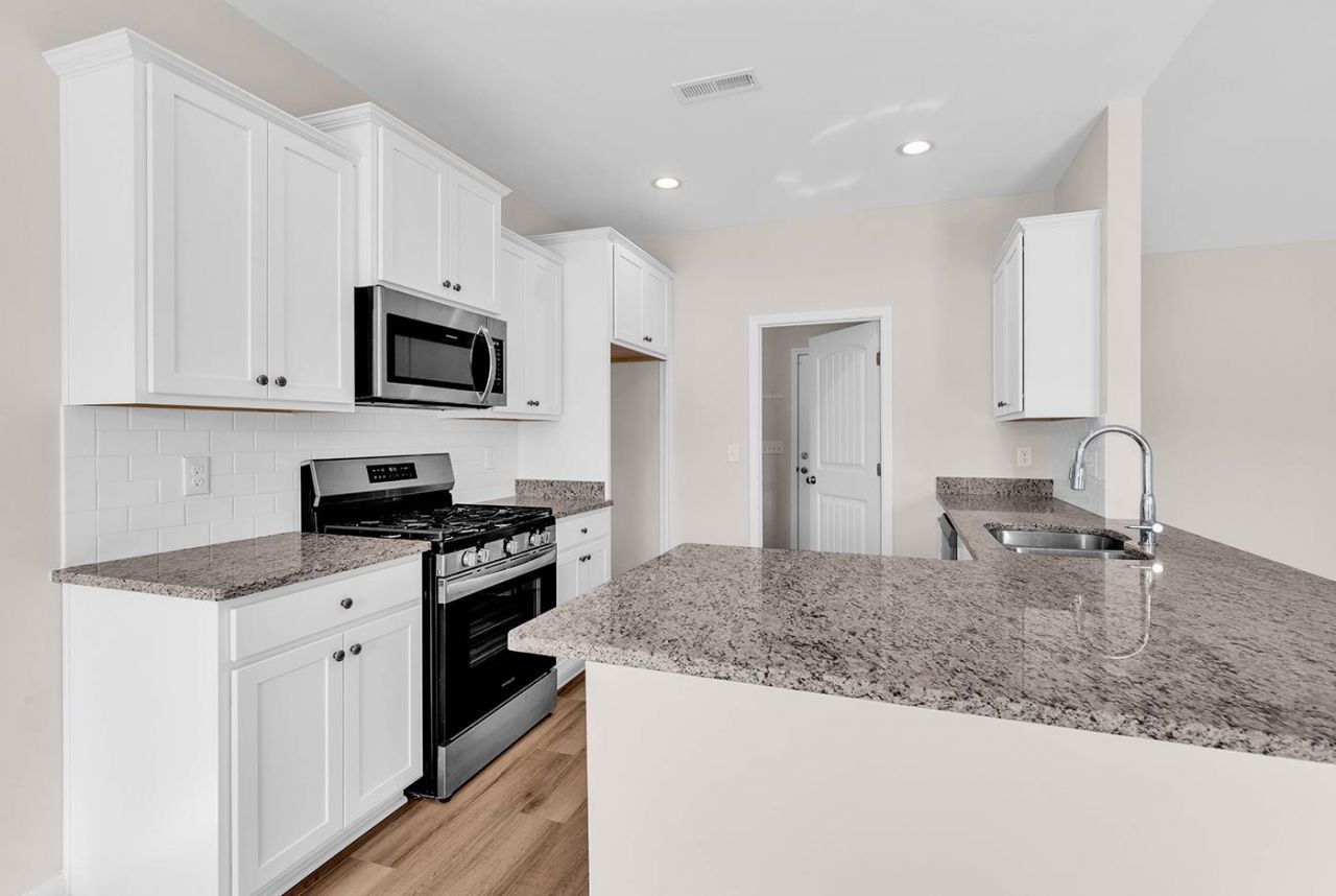 296 Lakota Loop  Photo 14