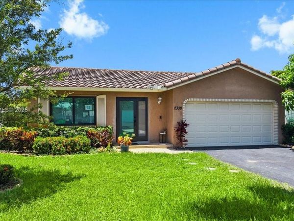 2338 NW 98th Way , Coral Springs, FL 33065