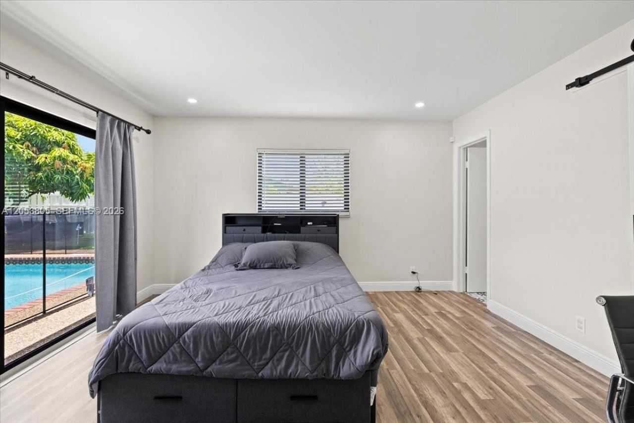 2338 NW 98th Way, Coral Springs, FL 33065 Photo