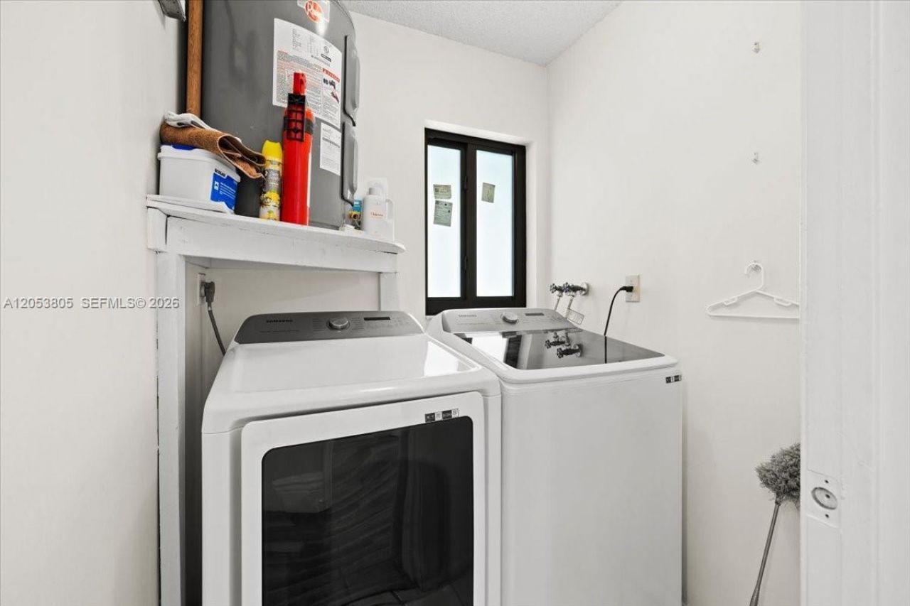 2338 NW 98th Way, Coral Springs, FL 33065 Photo