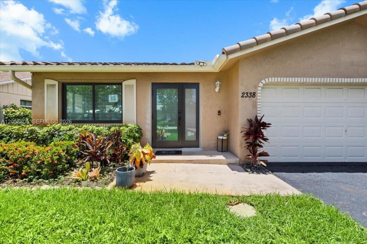 2338 NW 98th Way, Coral Springs, FL 33065 Photo