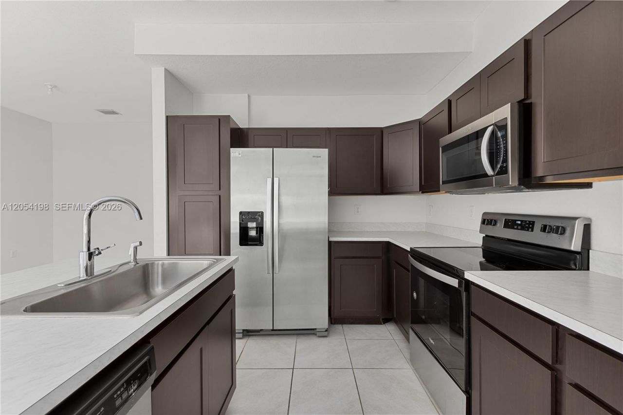 20817 NW 9th Path, Miami Gardens, FL 33169 Photo