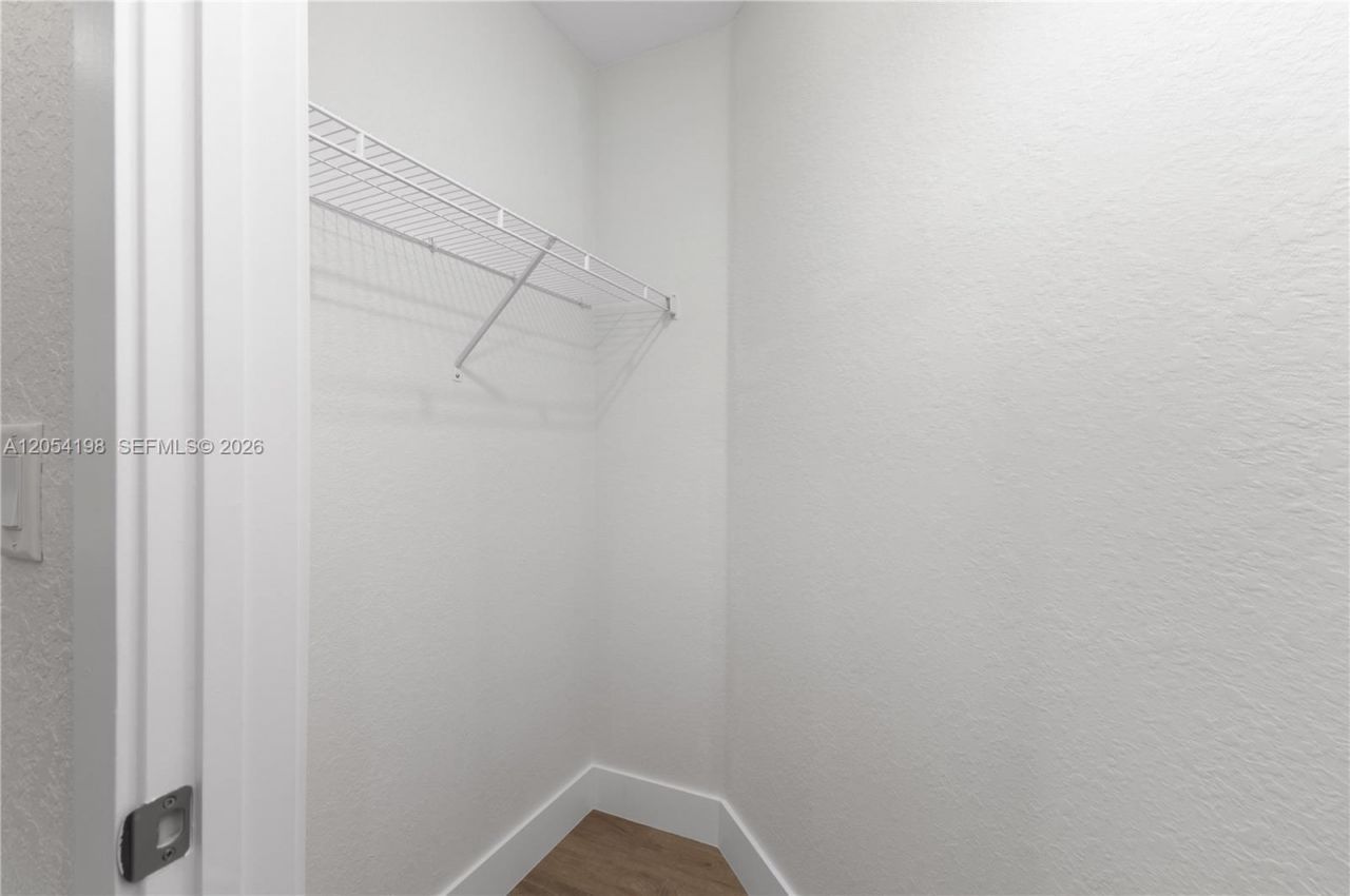 20817 NW 9th Path, Miami Gardens, FL 33169 Photo