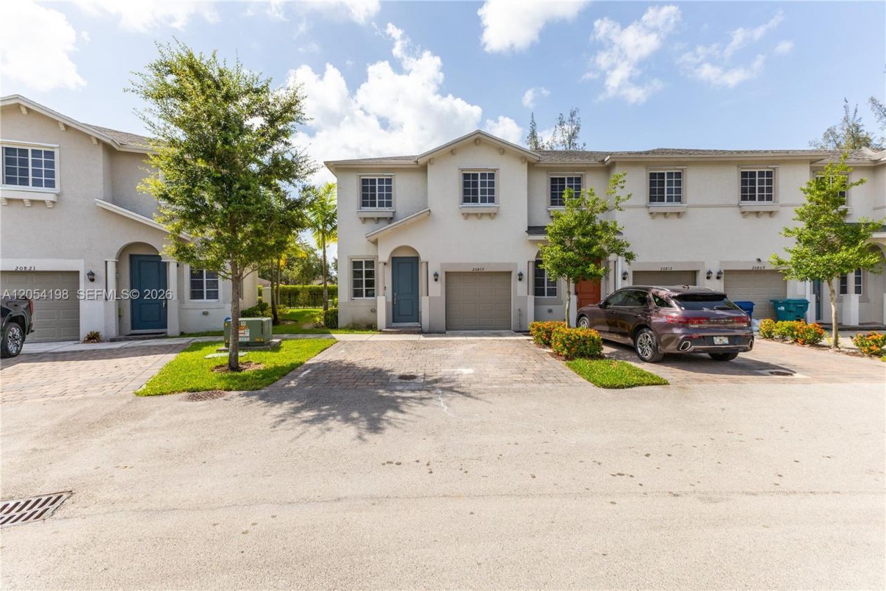 20817 NW 9th Path, Miami Gardens, FL 33169 Photo