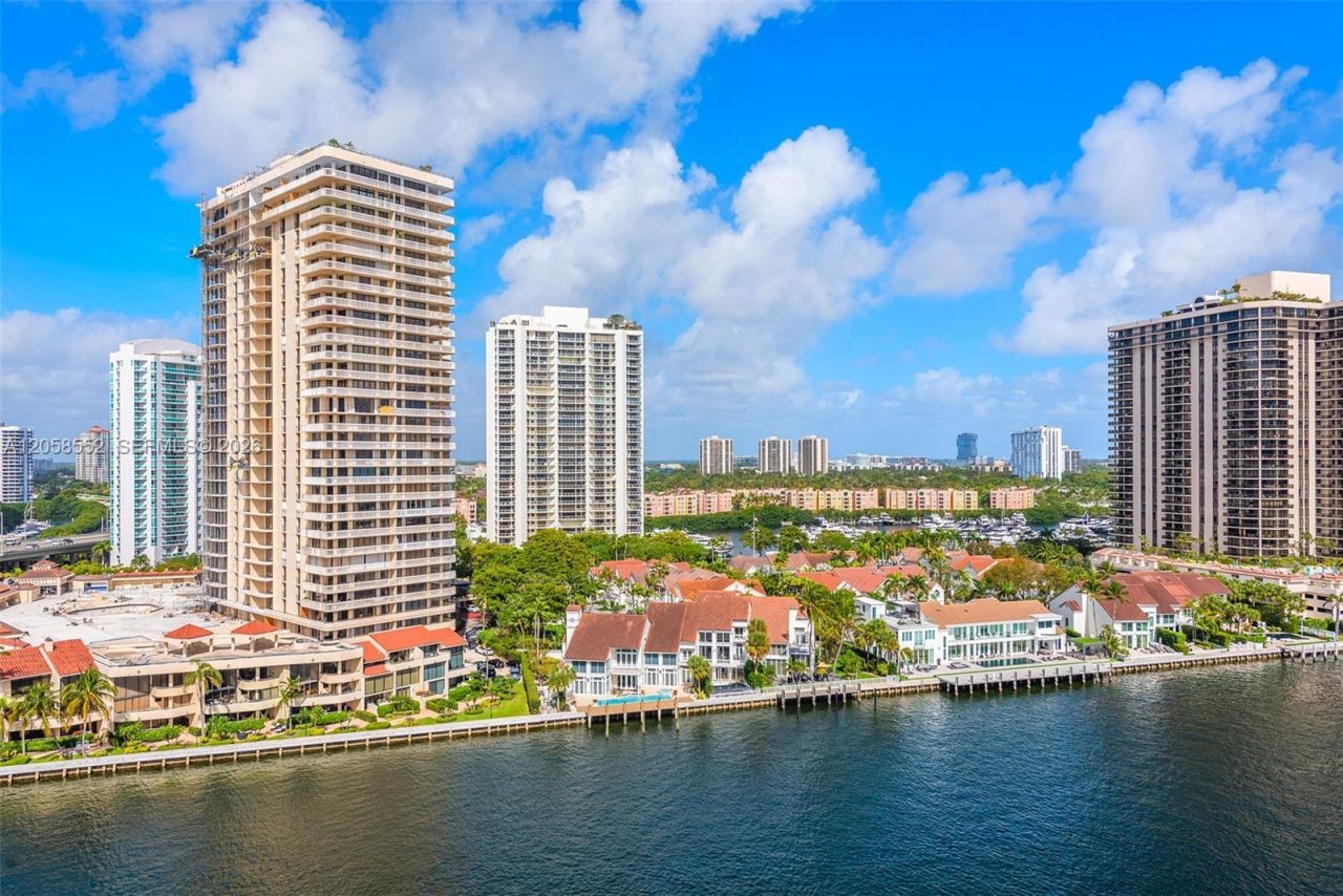 19390 Collins Ave, Unit 1519, Sunny Isles Beach, FL 33160 Photo