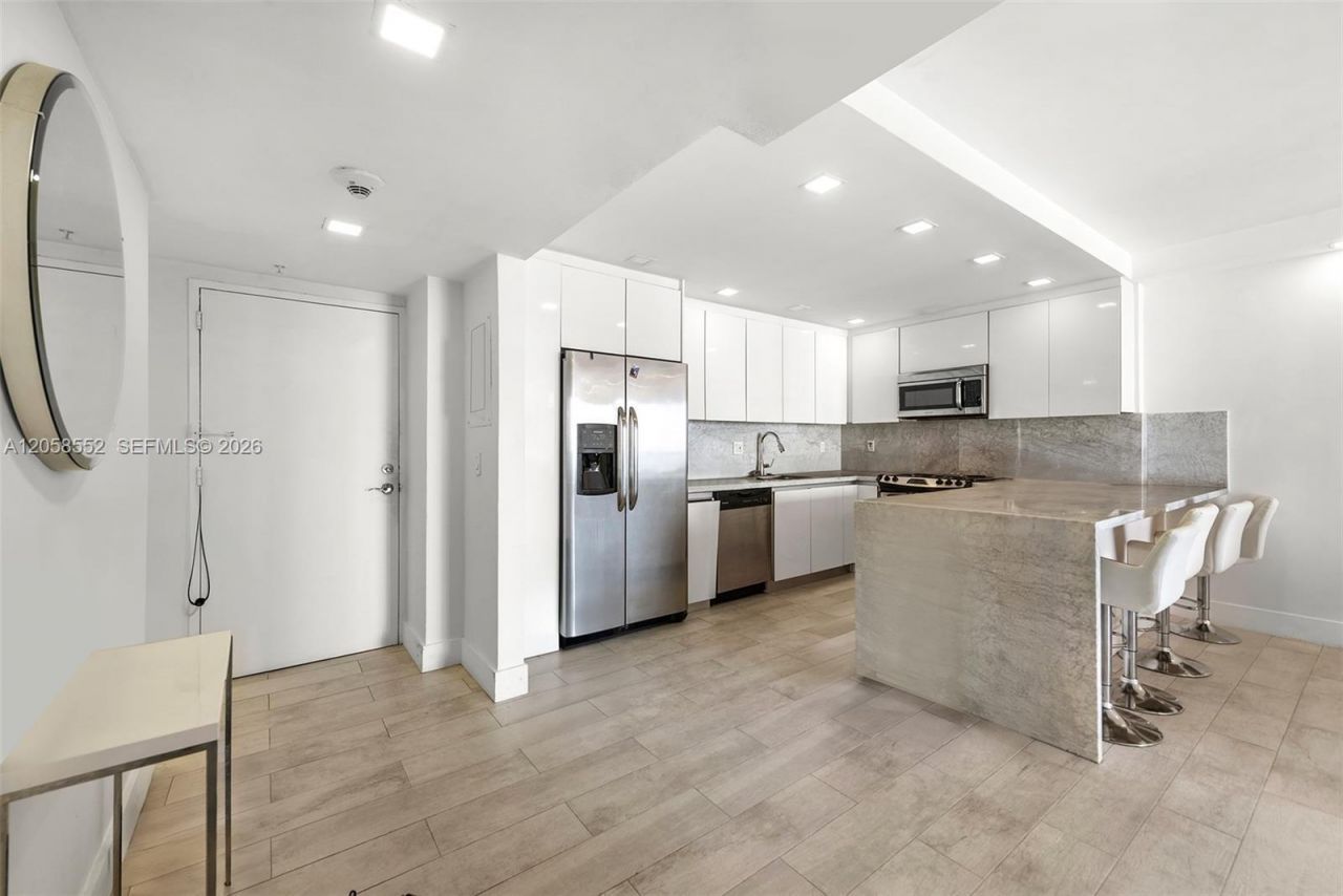 19390 Collins Ave, Unit 1519, Sunny Isles Beach, FL 33160 Photo