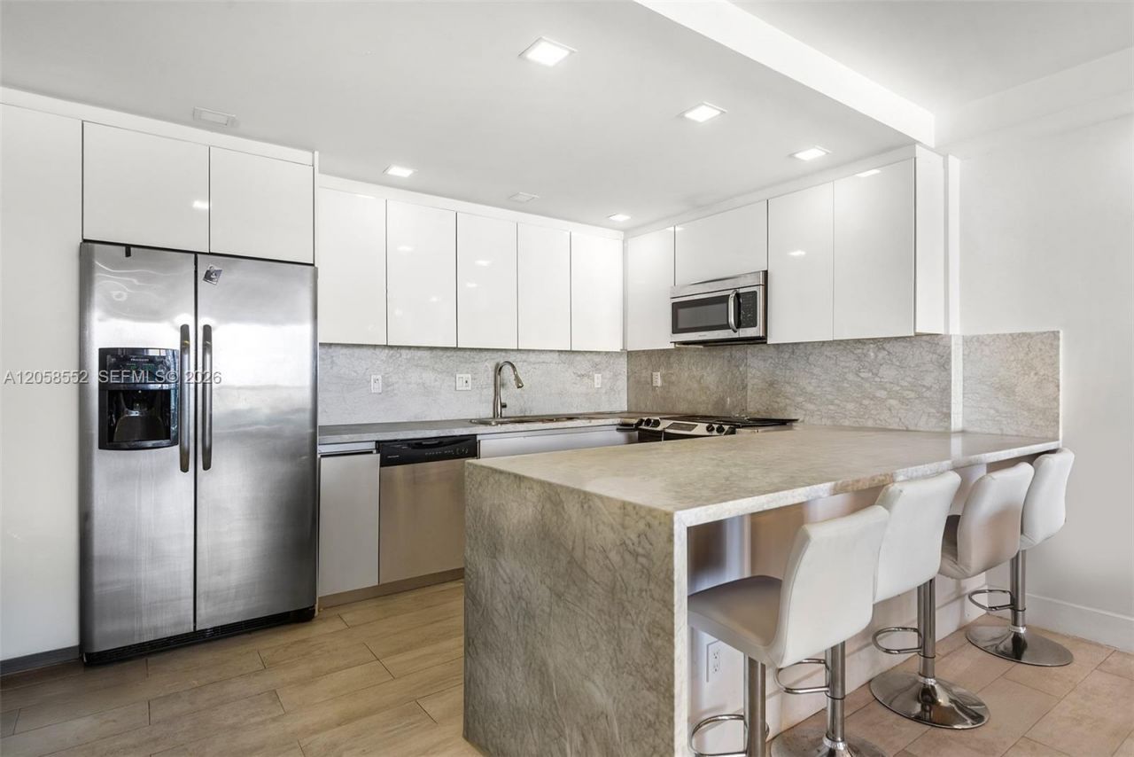 19390 Collins Ave, Unit 1519, Sunny Isles Beach, FL 33160 Photo