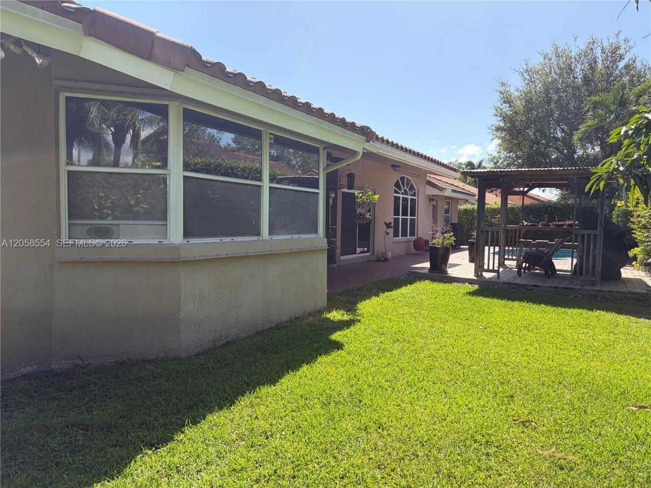 19450 NW 7th St, Pembroke Pines, FL 33029 Photo
