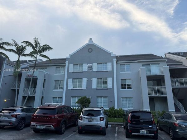 11155 SW 5th Pl , Unit 202, Pembroke Pines, FL 33025
