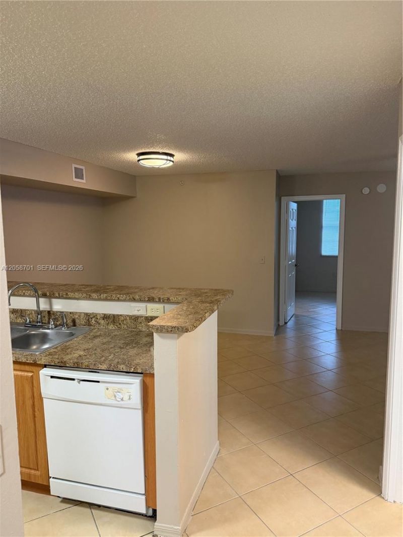 11155 SW 5th Pl , Unit 202, Pembroke Pines, FL 33025 Photo
