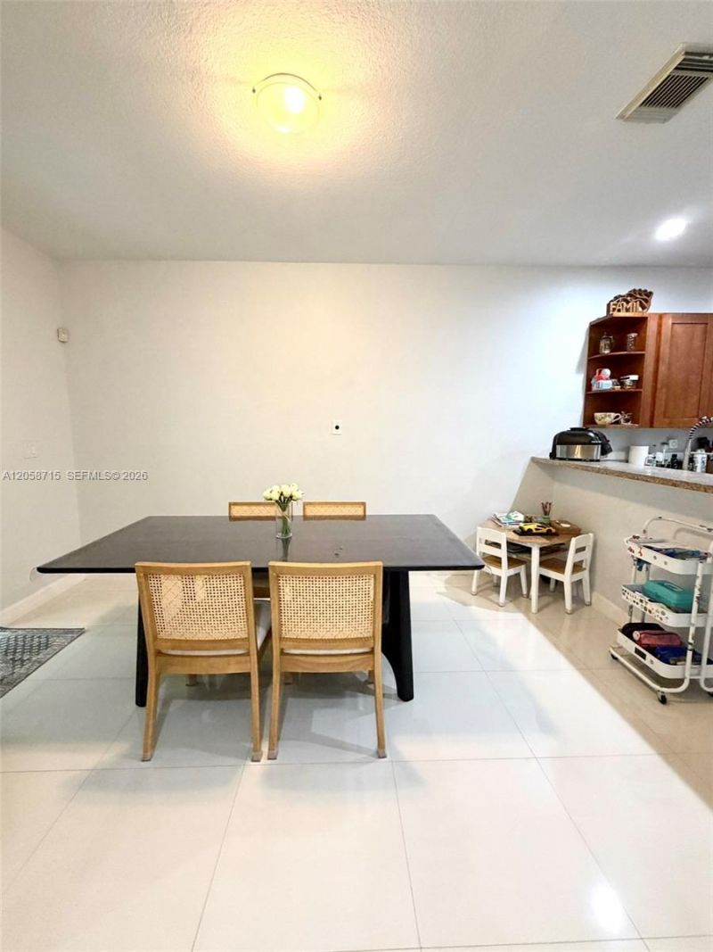 10780 NW 74th Ln, Unit 10780, Doral, FL 33178 Photo