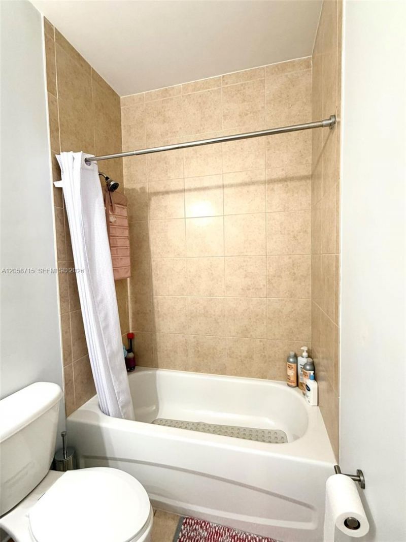 10780 NW 74th Ln, Unit 10780, Doral, FL 33178 Photo