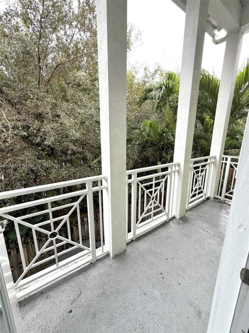 10780 NW 74th Ln, Unit 10780, Doral, FL 33178 Photo