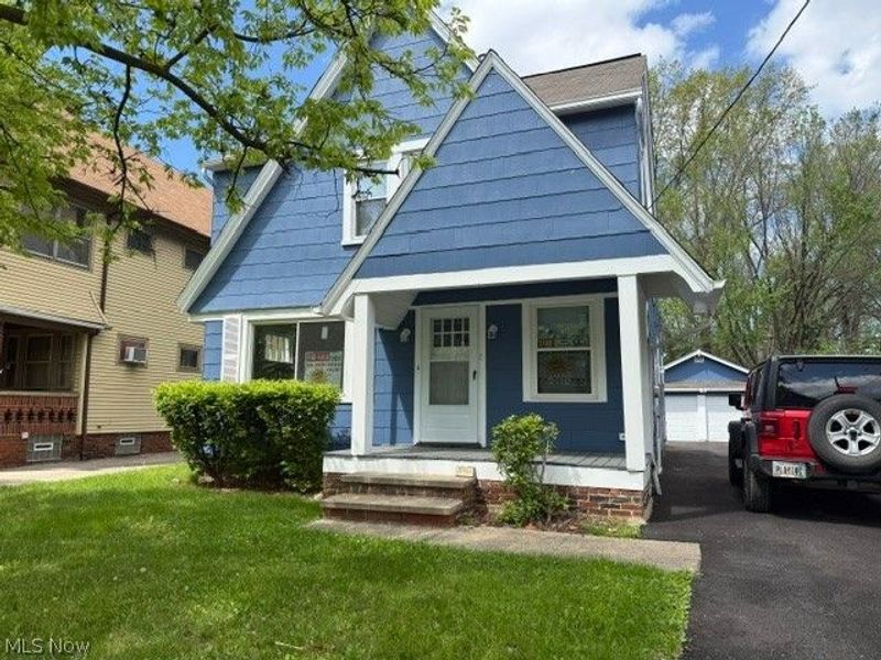 17901 Delavan Avenue, Cleveland, OH 44119 Photo 1