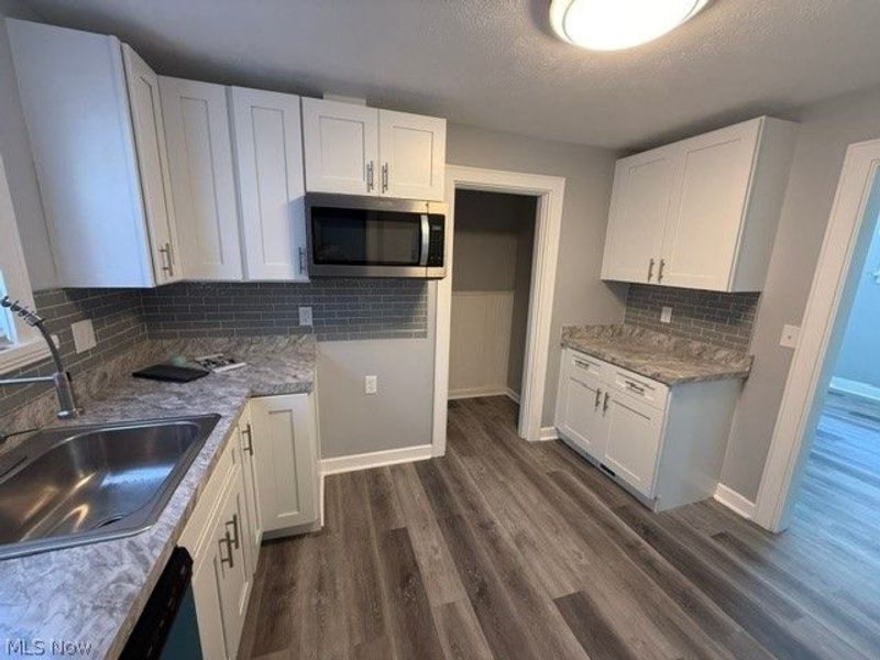 17901 Delavan Avenue, Cleveland, OH 44119 Photo 10