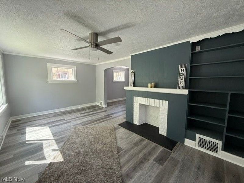 17901 Delavan Avenue, Cleveland, OH 44119 Photo 3