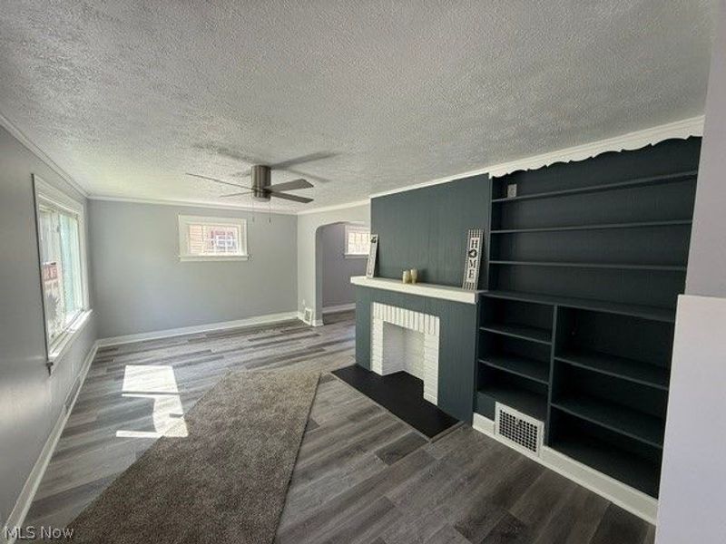 17901 Delavan Avenue, Cleveland, OH 44119 Photo 4