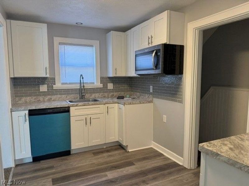 17901 Delavan Avenue, Cleveland, OH 44119 Photo 7