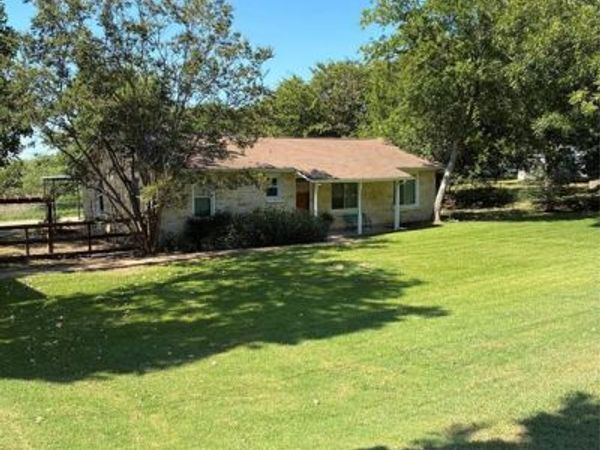 15180 Old China Spring Road, China Spring, TX 76633