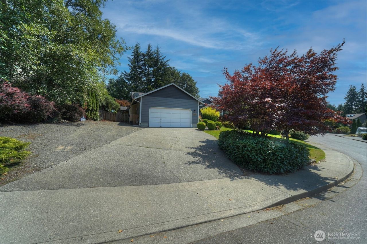 19460 23rd Avenue Ne, Poulsbo, WA 98370