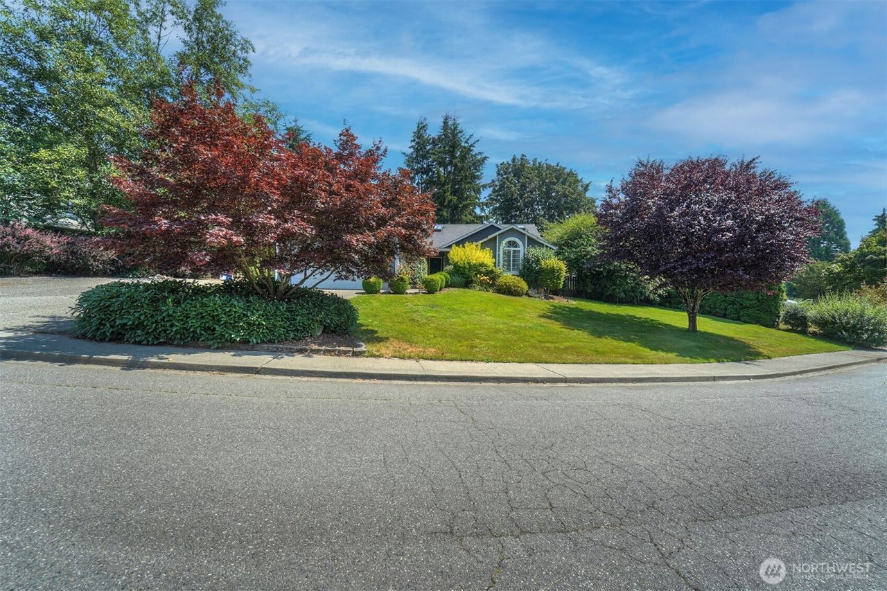 19460 23rd Avenue Ne, Poulsbo, WA 98370