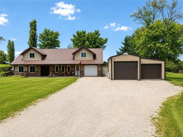 21263 State 148 Highway, Maryville, MO 64468