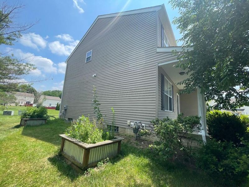 1036 Preble Drive, Blacklick, OH 43004 Photo 2