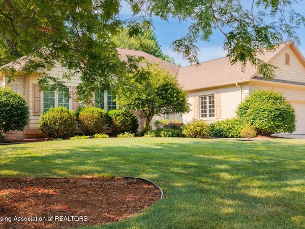 1791 Elk Lane, Okemos, MI 48864