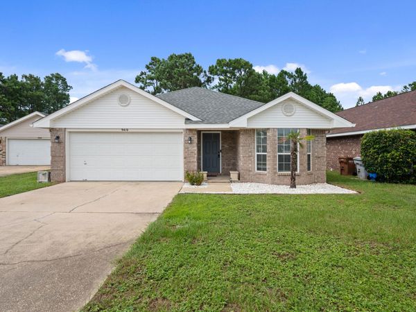 9410 Pine Lilly Court, Navarre, FL 32566